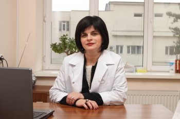 თინათინ ცარციძე