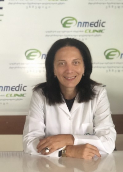 ანა ჩიქობავა