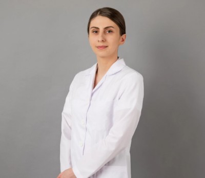 ნანა ოთხოზორია