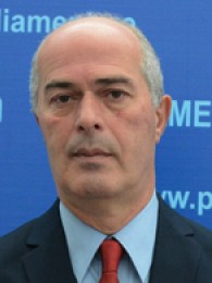 კობა ნაკაიძე